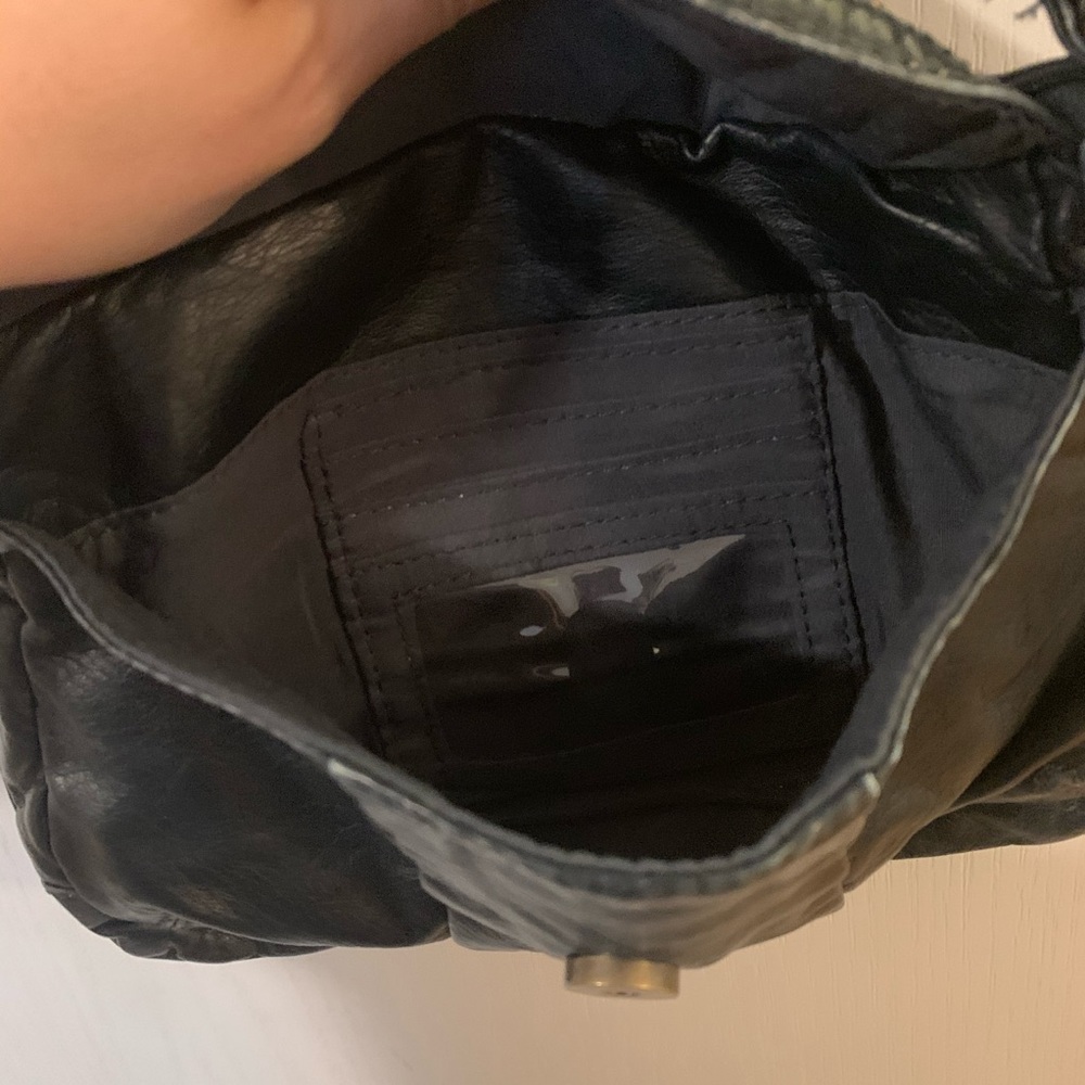 Navy soft faux leather crossbody purse bag - Picture 8 of 9